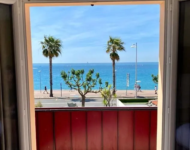 Maison De La Marine