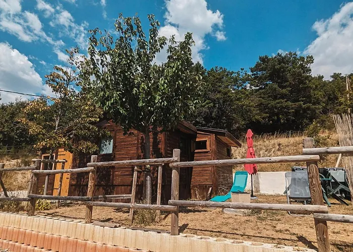Les Cabanes De Bourras