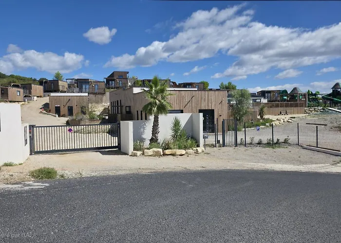 Camping Les Lodges Du Lagon