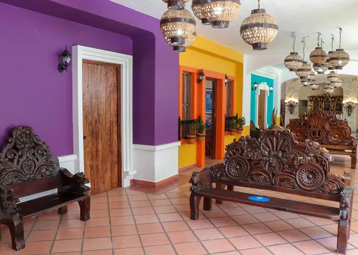 Los Arcos Suites