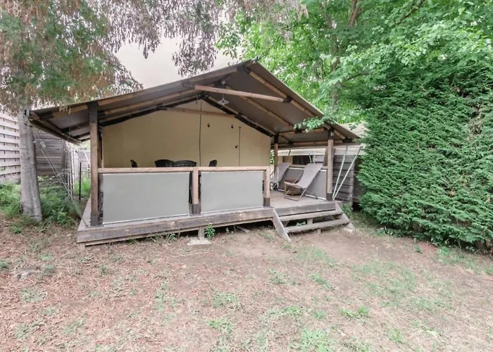 Zecamping 3 Espace Aquatique Tente 18M2 3 Pers