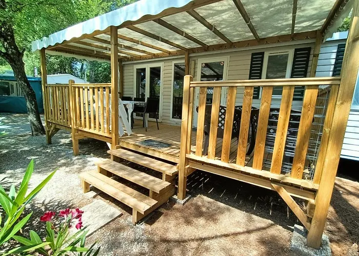 Luxe 6 Persoons Chalet Camping Lei Suves Cote D'Azur Roquebrune-Sur Argens