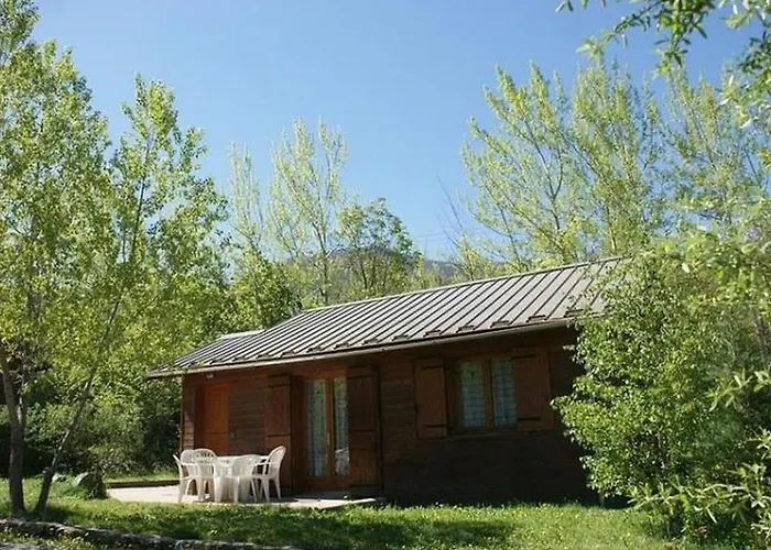 Chalet Confortable Avec Terrasse Pour 6 Pers. - Api-1-52-1382