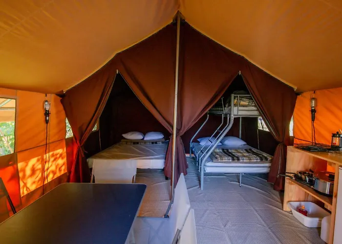 Camping Onlycamp La Rochette