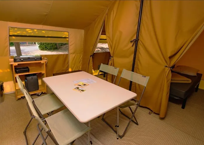 Camping Onlycamp La Rochette
