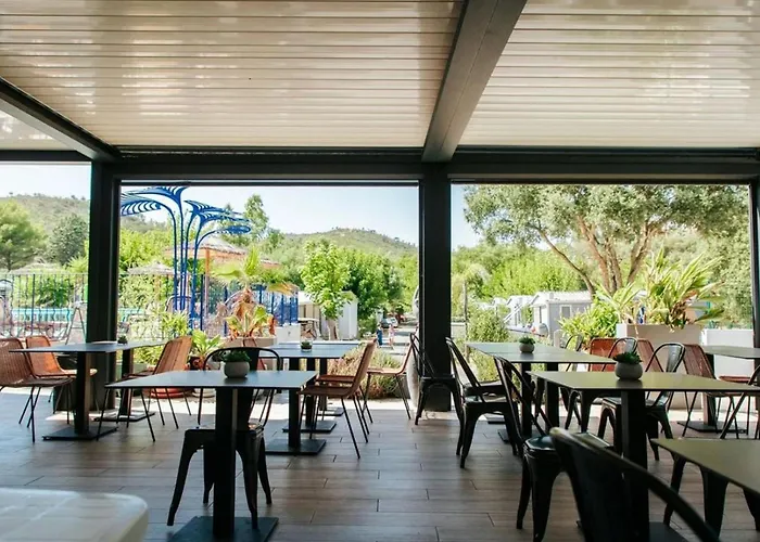 Mobil Home Confortable Avec Terrasse A Bormes-Les-Mimosas - Api-1-52-332