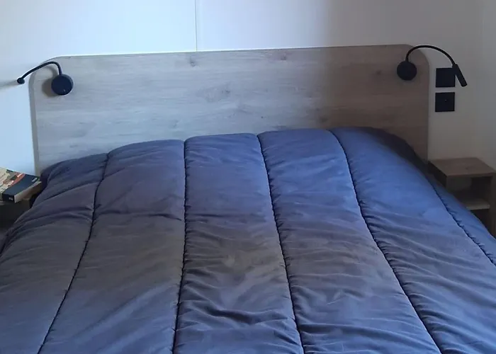 Mobil-Home Confortable Avec Terrasse Pour 4 Personnes - Api-1-52-1266