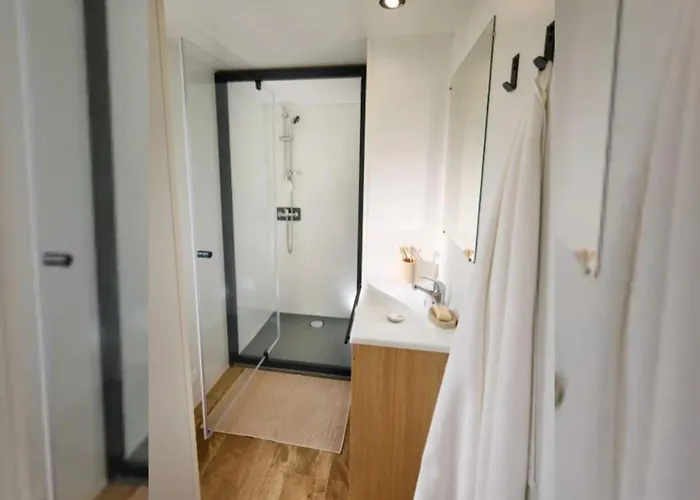 Mobil-Home Confortable - 2 Chambres, Terrasse, 4 Pers. - Api-1-52-1271