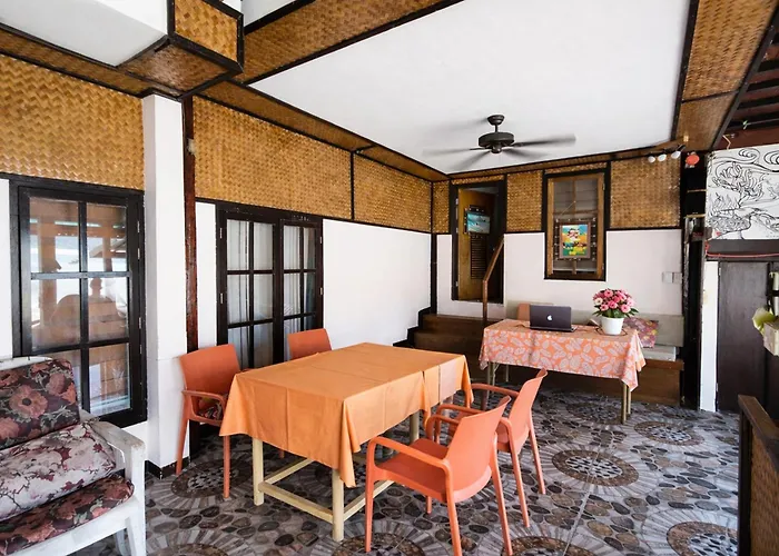 El Gordo'S Seaside Adventure Lodge