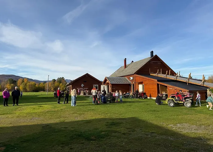 Holmen Husky Lodge