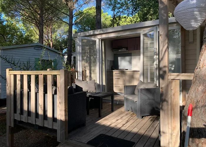 Comfortabel Chalet met 3 slaapkamers op Camping Leï Suves - Misuuf 518